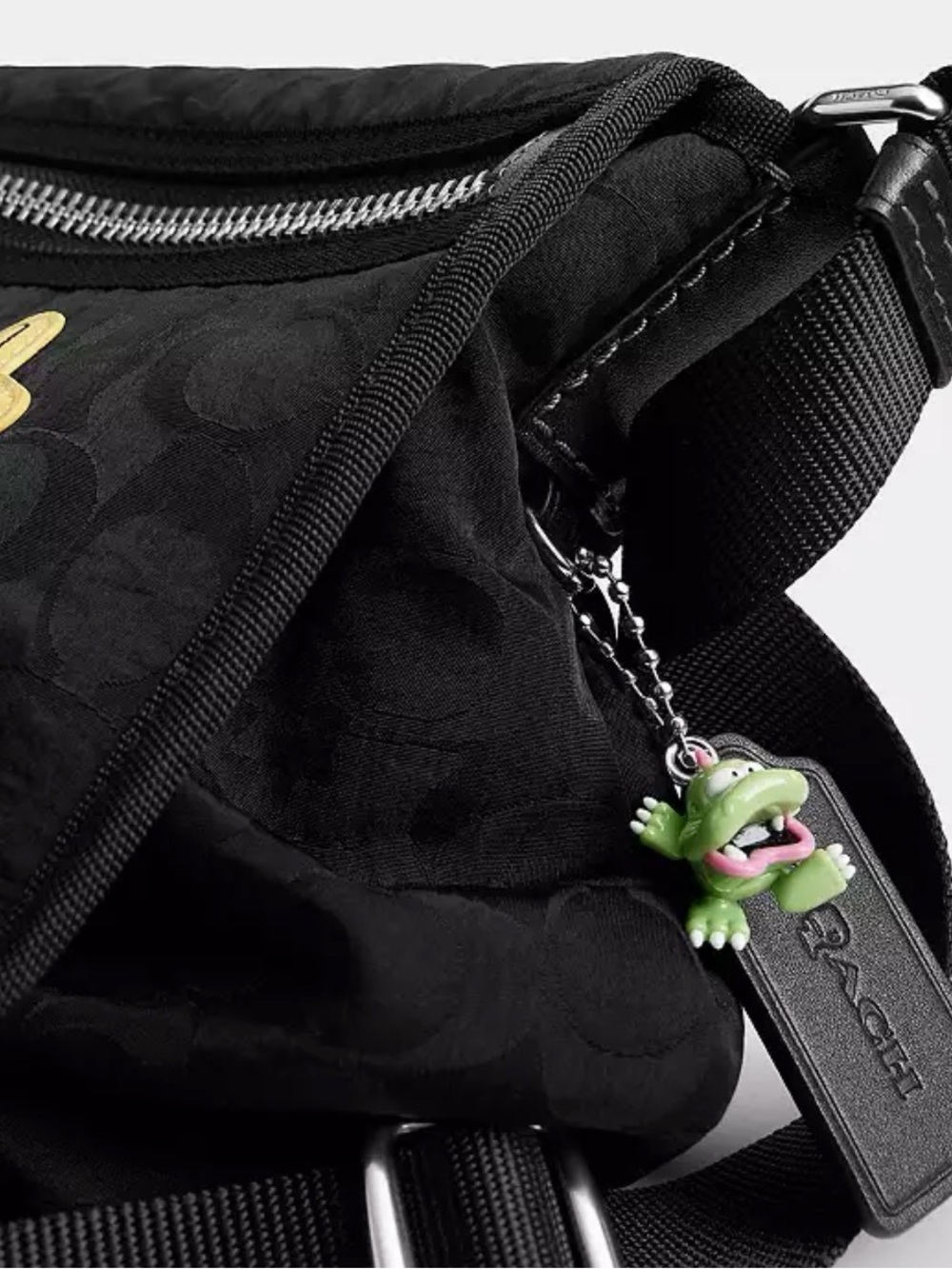 Coach X Brain Dead Lane Messenger
In Signature Nylon With Patches - Picture 6 of 8